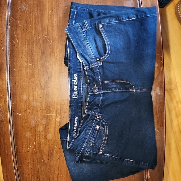 Bluenotes 'Lauren' skinny jeans - Picture 2 of 3